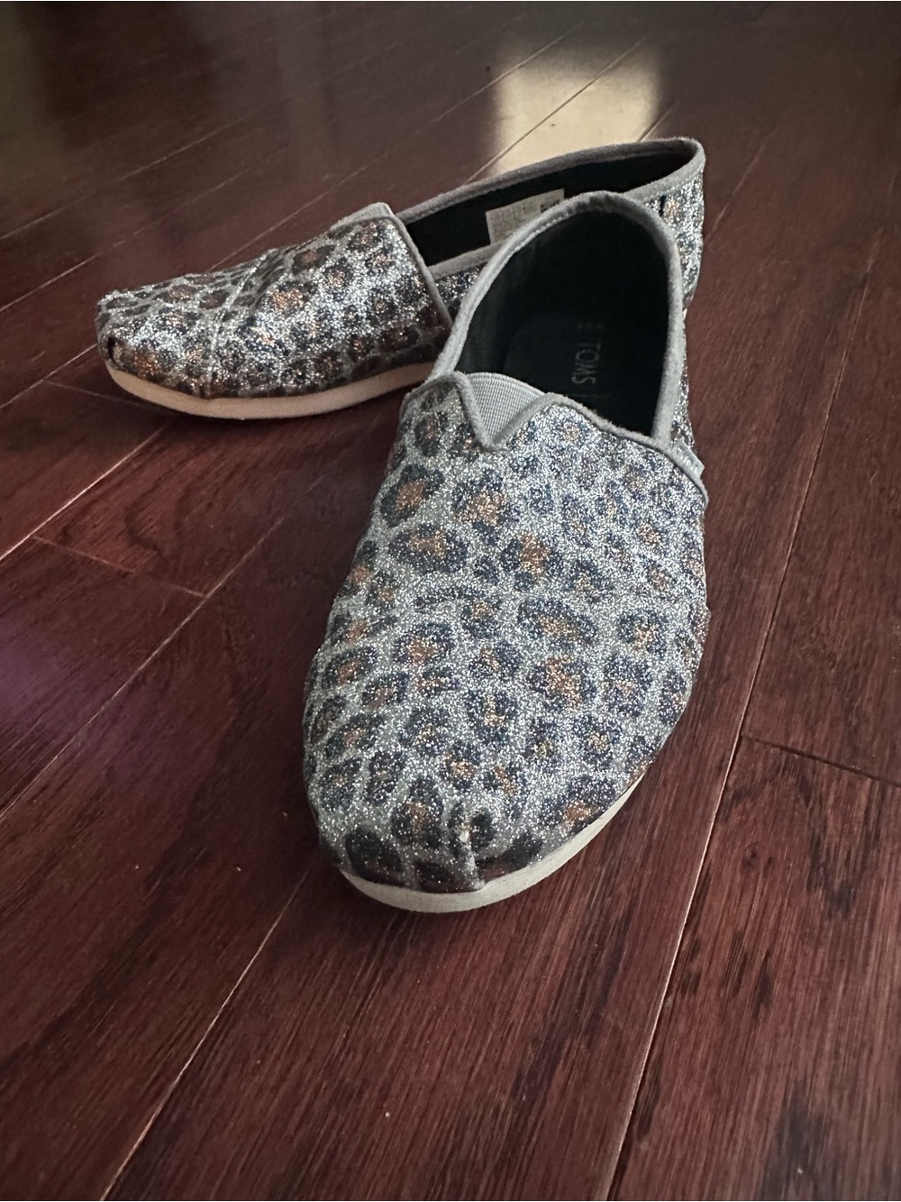 Toms Women’s Glitter Leopard Slip-On - Silver with Brown Accents
